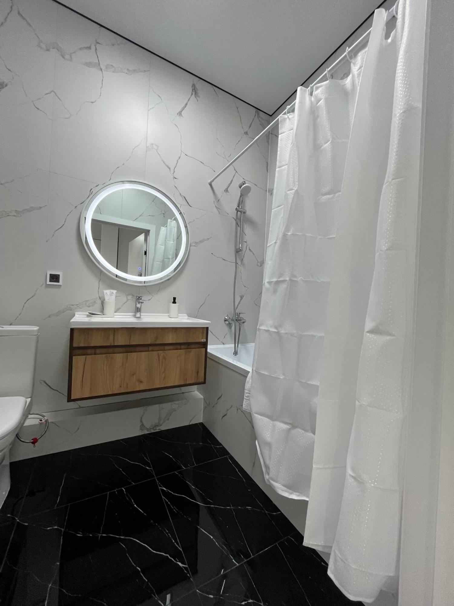 Raisson Aparthotel G32 Хан Шатыр Astana Luaran gambar